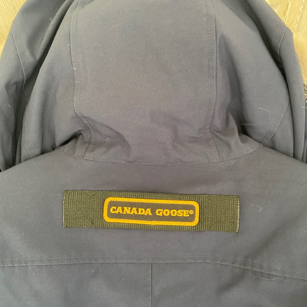 Men’s Canada Goose Parka- Sz M- GREAT CONDITION
